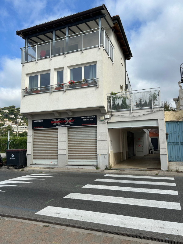 Location Immobilier Professionnel Local commercial Golfe Juan 06220